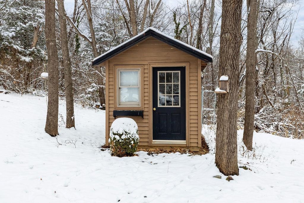 840 COMMERCE RD, STAUNTON, Virginia 24401, 4 Bedrooms Bedrooms, ,3 BathroomsBathrooms,Residential,840 COMMERCE RD,672415 MLS # 672415