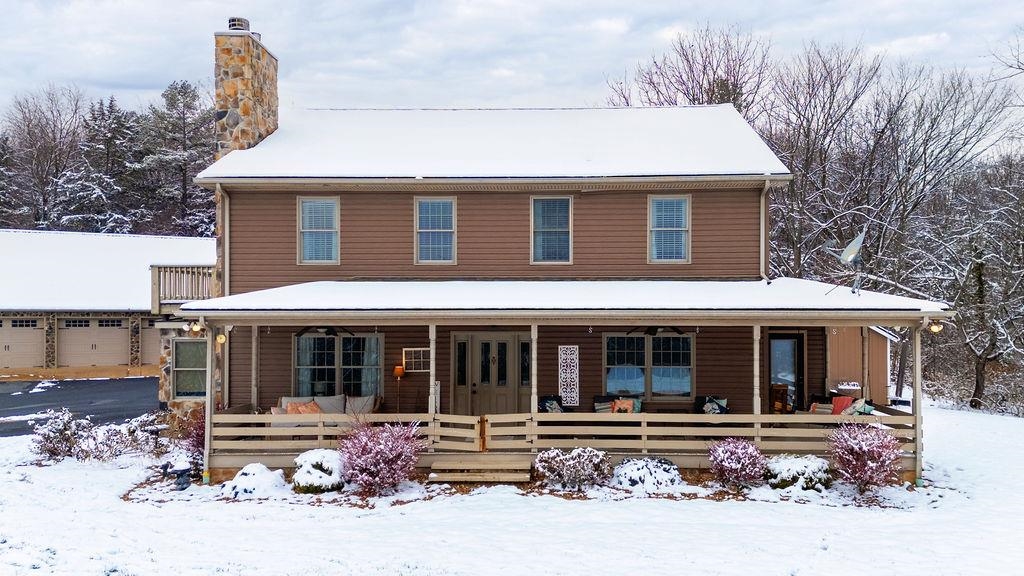 840 COMMERCE RD, STAUNTON, Virginia 24401, 4 Bedrooms Bedrooms, ,3 BathroomsBathrooms,Residential,840 COMMERCE RD,672415 MLS # 672415