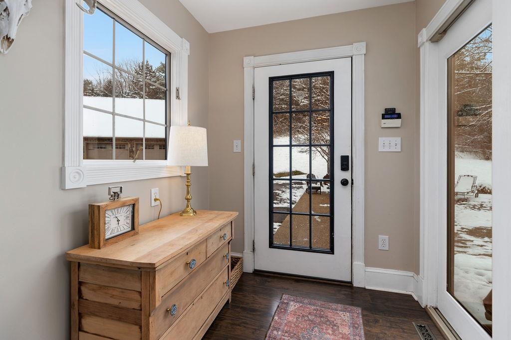 840 COMMERCE RD, STAUNTON, Virginia 24401, 4 Bedrooms Bedrooms, ,3 BathroomsBathrooms,Residential,840 COMMERCE RD,672415 MLS # 672415