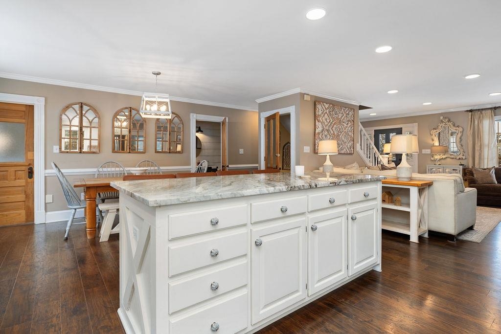 840 COMMERCE RD, STAUNTON, Virginia 24401, 4 Bedrooms Bedrooms, ,3 BathroomsBathrooms,Residential,840 COMMERCE RD,672415 MLS # 672415