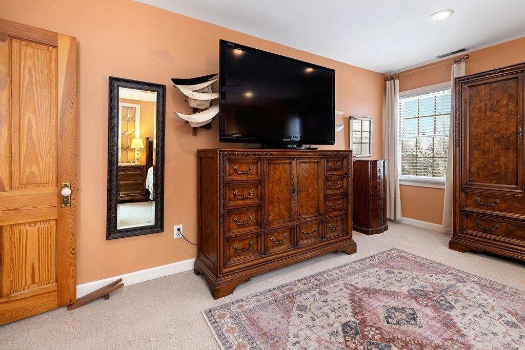 840 COMMERCE RD, STAUNTON, Virginia 24401, 4 Bedrooms Bedrooms, ,3 BathroomsBathrooms,Residential,840 COMMERCE RD,672415 MLS # 672415