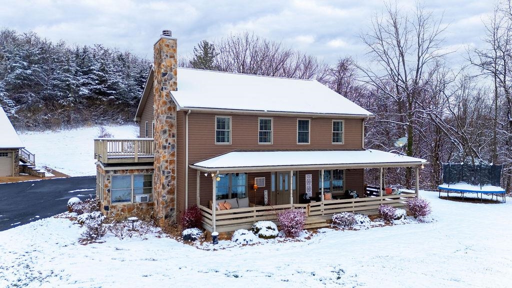 840 COMMERCE RD, STAUNTON, Virginia 24401, 4 Bedrooms Bedrooms, ,3 BathroomsBathrooms,Residential,840 COMMERCE RD,672415 MLS # 672415