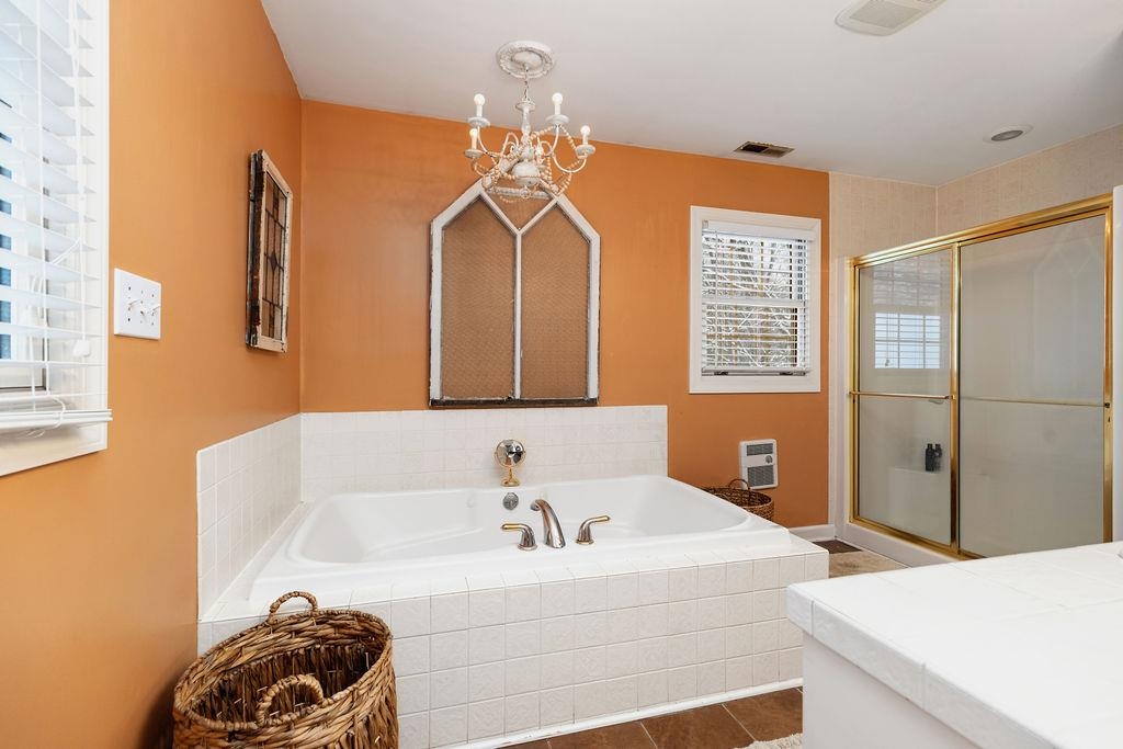 840 COMMERCE RD, STAUNTON, Virginia 24401, 4 Bedrooms Bedrooms, ,3 BathroomsBathrooms,Residential,840 COMMERCE RD,672415 MLS # 672415