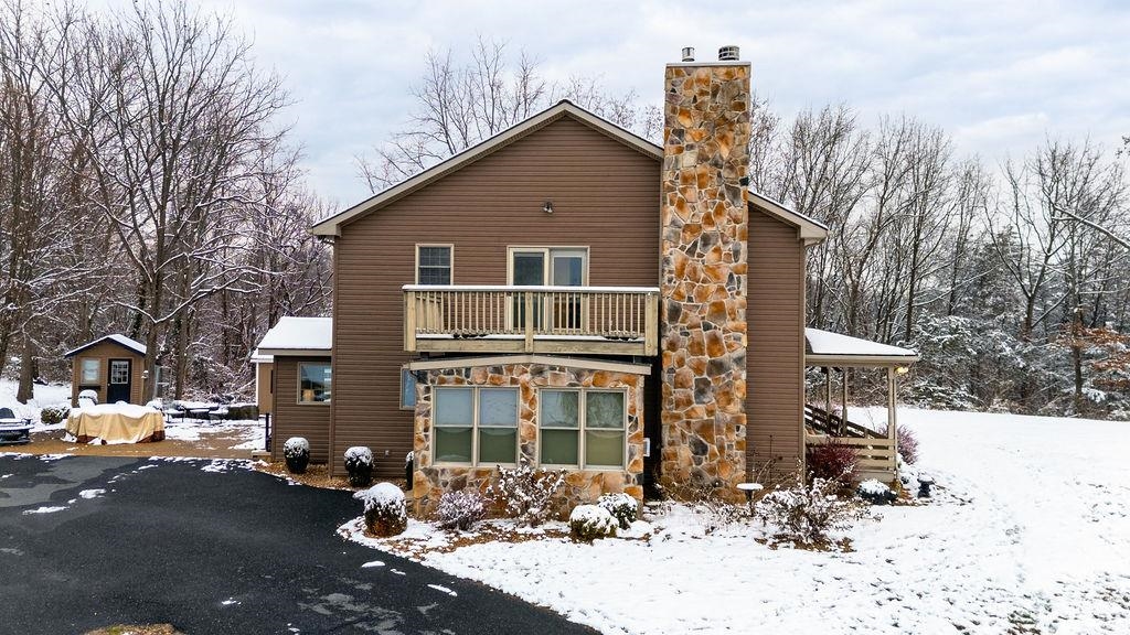 840 COMMERCE RD, STAUNTON, Virginia 24401, 4 Bedrooms Bedrooms, ,3 BathroomsBathrooms,Residential,840 COMMERCE RD,672415 MLS # 672415