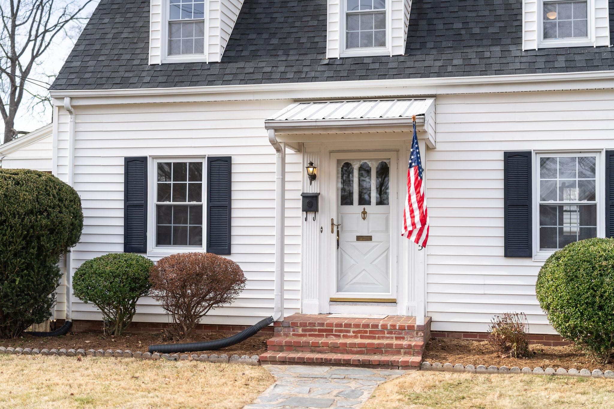 315 DUPONT CIR, WAYNESBORO, Virginia 22980, 3 Bedrooms Bedrooms, ,1 BathroomBathrooms,Residential,315 DUPONT CIR,672420 MLS # 672420