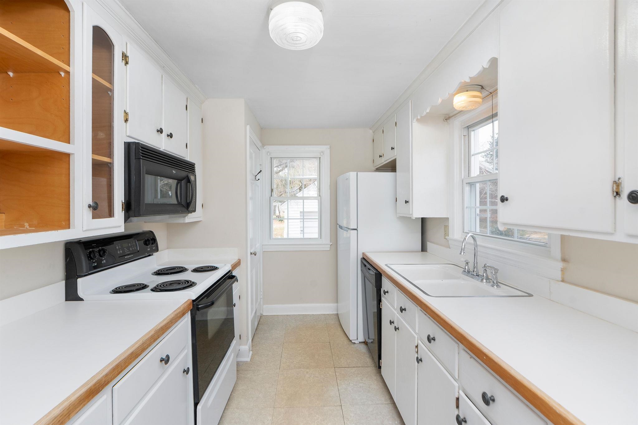 315 DUPONT CIR, WAYNESBORO, Virginia 22980, 3 Bedrooms Bedrooms, ,1 BathroomBathrooms,Residential,315 DUPONT CIR,672420 MLS # 672420