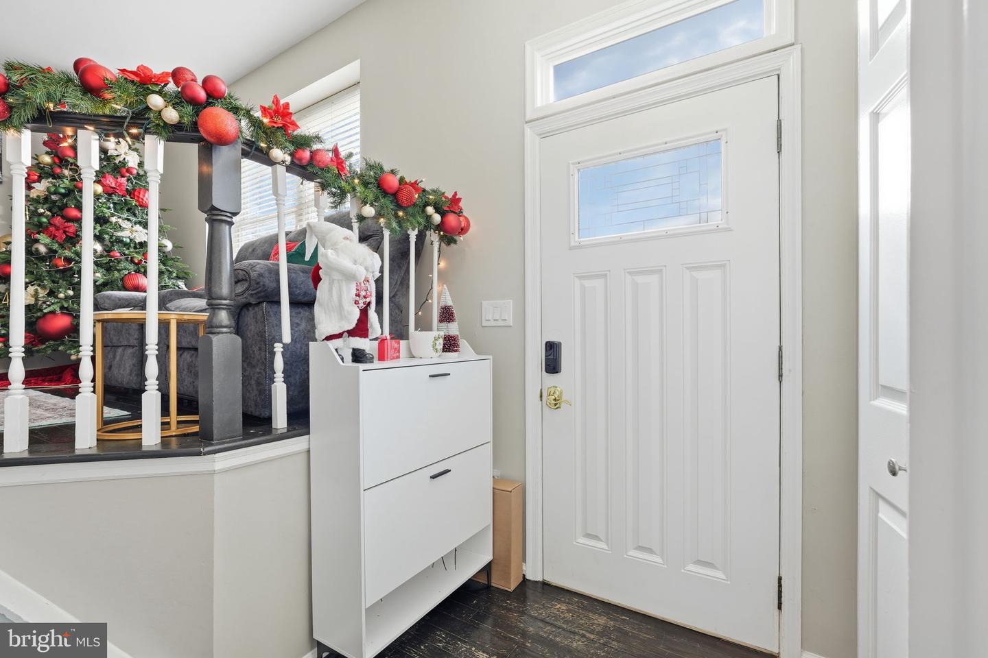 6311 BETSY ROSS CT, CENTREVILLE, Virginia 20121, 3 Bedrooms Bedrooms, ,2 BathroomsBathrooms,Residential,For sale,6311 BETSY ROSS CT,VAFX2279086 MLS # VAFX2279086