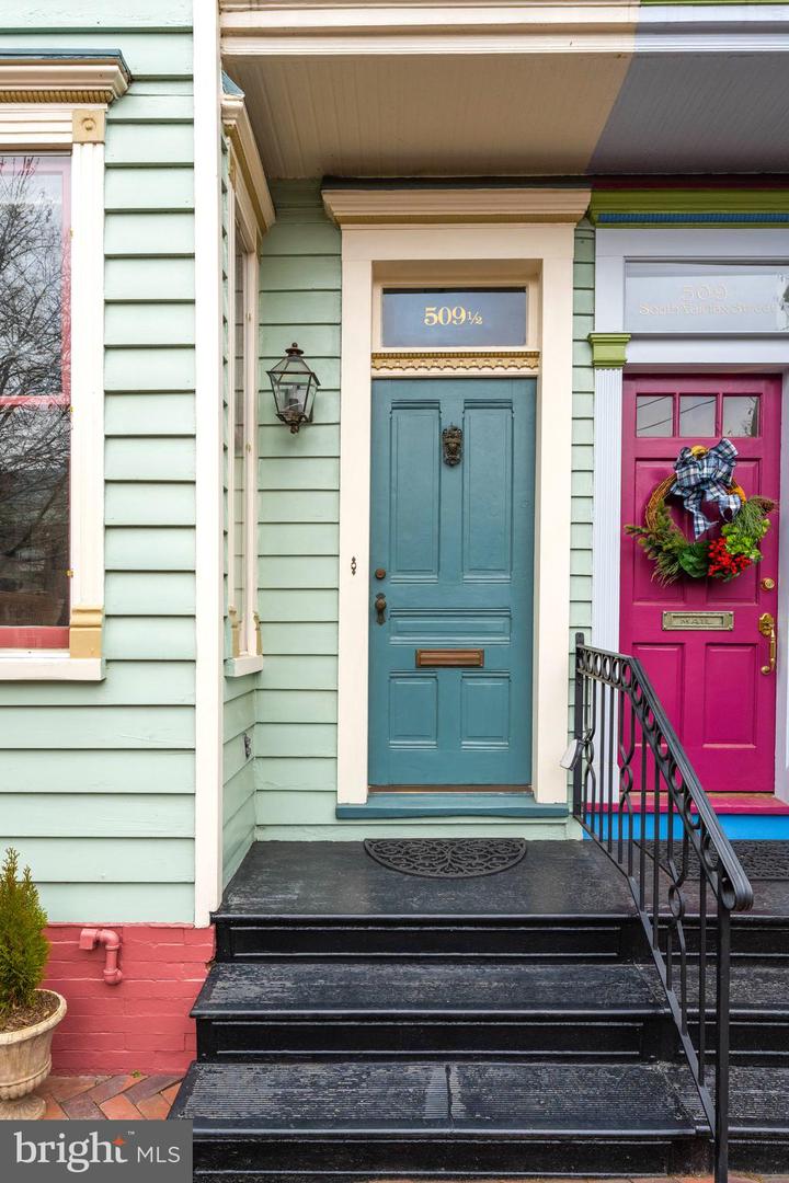 509 1/2 S FAIRFAX ST, ALEXANDRIA, Virginia 22314, 3 Bedrooms Bedrooms, ,2 BathroomsBathrooms,Residential,For sale,509 1/2 S FAIRFAX ST,VAAX2051992 MLS # VAAX2051992