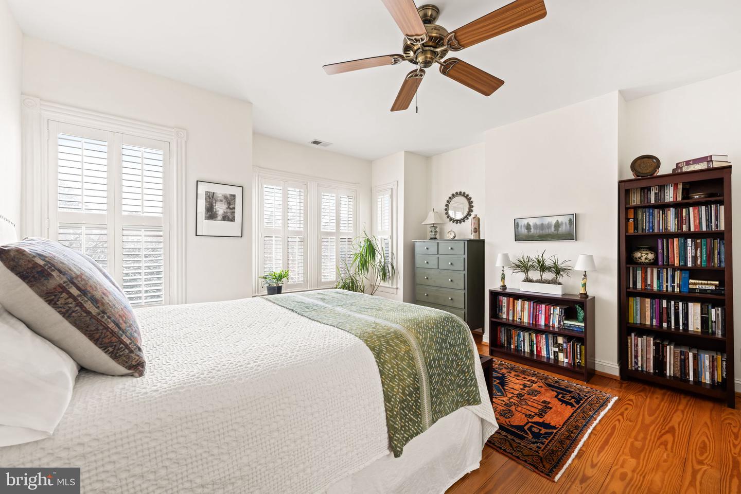 509 1/2 S FAIRFAX ST, ALEXANDRIA, Virginia 22314, 3 Bedrooms Bedrooms, ,2 BathroomsBathrooms,Residential,For sale,509 1/2 S FAIRFAX ST,VAAX2051992 MLS # VAAX2051992