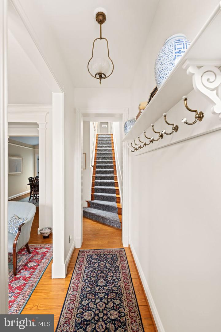 509 1/2 S FAIRFAX ST, ALEXANDRIA, Virginia 22314, 3 Bedrooms Bedrooms, ,2 BathroomsBathrooms,Residential,For sale,509 1/2 S FAIRFAX ST,VAAX2051992 MLS # VAAX2051992