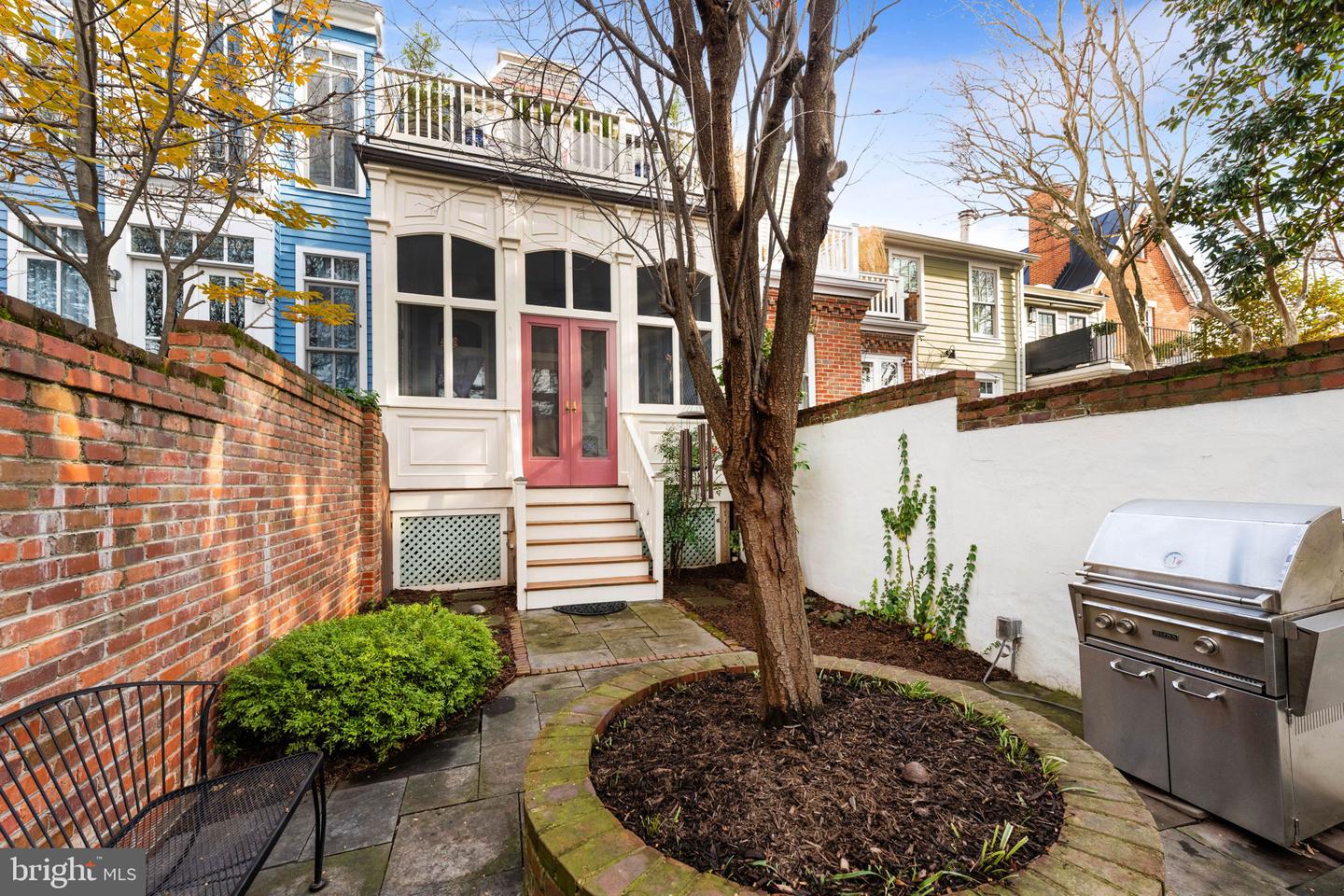 509 1/2 S FAIRFAX ST, ALEXANDRIA, Virginia 22314, 3 Bedrooms Bedrooms, ,2 BathroomsBathrooms,Residential,For sale,509 1/2 S FAIRFAX ST,VAAX2051992 MLS # VAAX2051992