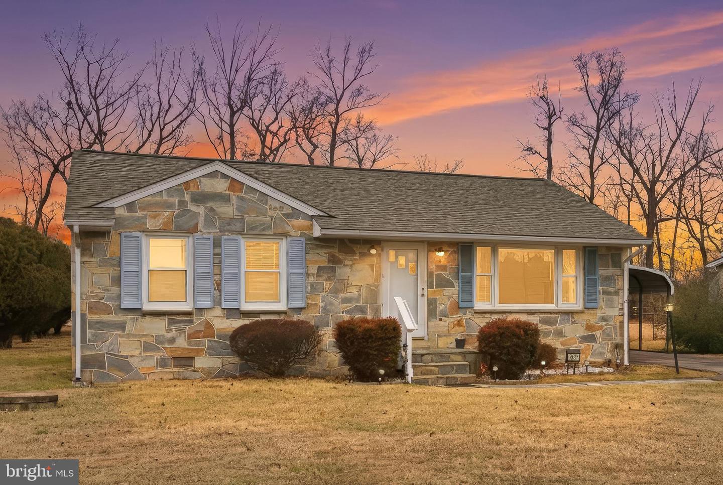 204 MUSSELMAN RD, FREDERICKSBURG, Virginia 22405, 3 Bedrooms Bedrooms, ,1 BathroomBathrooms,Residential,For sale,204 MUSSELMAN RD,VAST2044648 MLS # VAST2044648