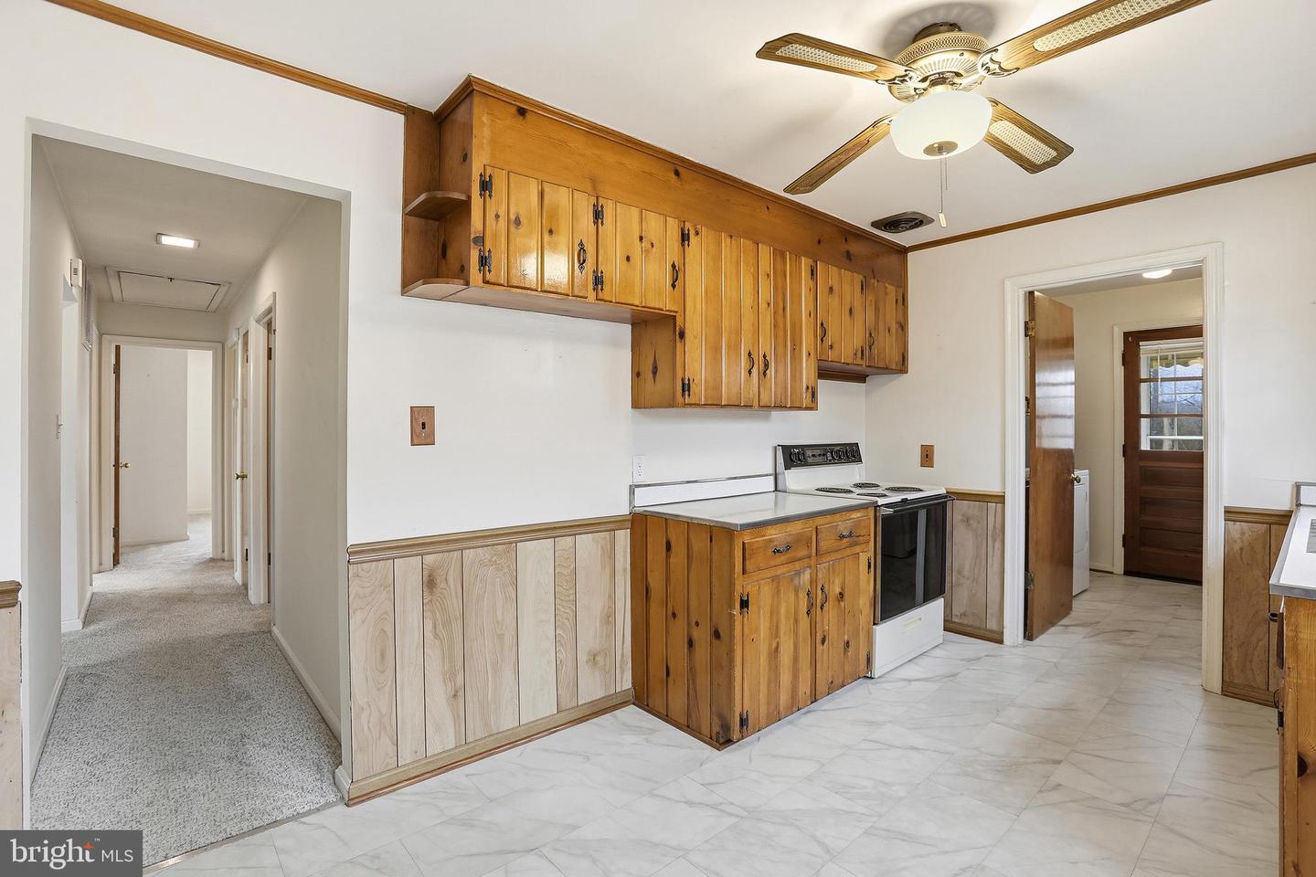 204 MUSSELMAN RD, FREDERICKSBURG, Virginia 22405, 3 Bedrooms Bedrooms, ,1 BathroomBathrooms,Residential,For sale,204 MUSSELMAN RD,VAST2044648 MLS # VAST2044648