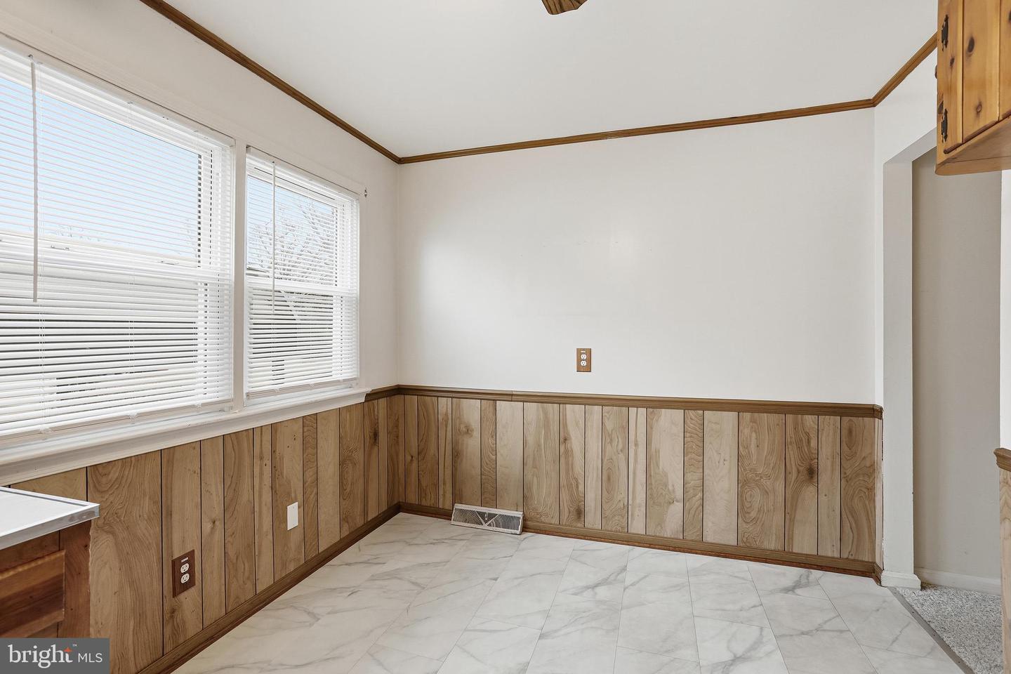 204 MUSSELMAN RD, FREDERICKSBURG, Virginia 22405, 3 Bedrooms Bedrooms, ,1 BathroomBathrooms,Residential,For sale,204 MUSSELMAN RD,VAST2044648 MLS # VAST2044648