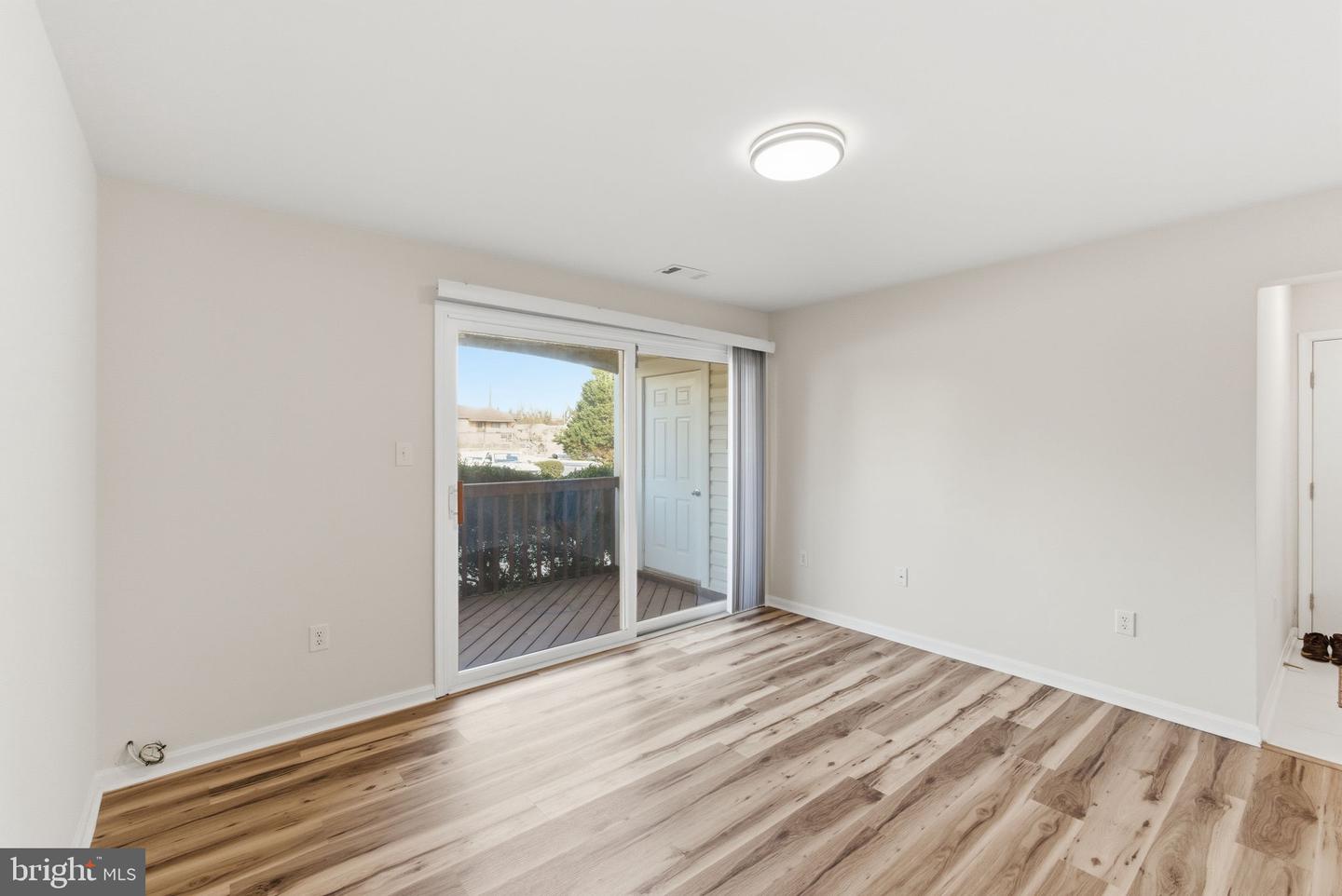 9266 CHAPMAN OAK DR, MANASSAS, Virginia 20110, 2 Bedrooms Bedrooms, ,2 BathroomsBathrooms,Residential,For sale,9266 CHAPMAN OAK DR,VAMN2009838 MLS # VAMN2009838