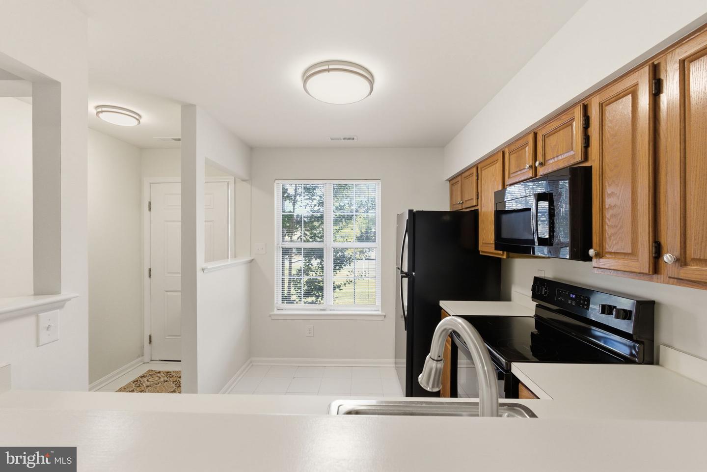 9266 CHAPMAN OAK DR, MANASSAS, Virginia 20110, 2 Bedrooms Bedrooms, ,2 BathroomsBathrooms,Residential,For sale,9266 CHAPMAN OAK DR,VAMN2009838 MLS # VAMN2009838