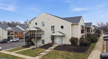 9266 CHAPMAN OAK DR, MANASSAS, Virginia 20110, 2 Bedrooms Bedrooms, ,2 BathroomsBathrooms,Residential,For sale,9266 CHAPMAN OAK DR,VAMN2009838 MLS # VAMN2009838