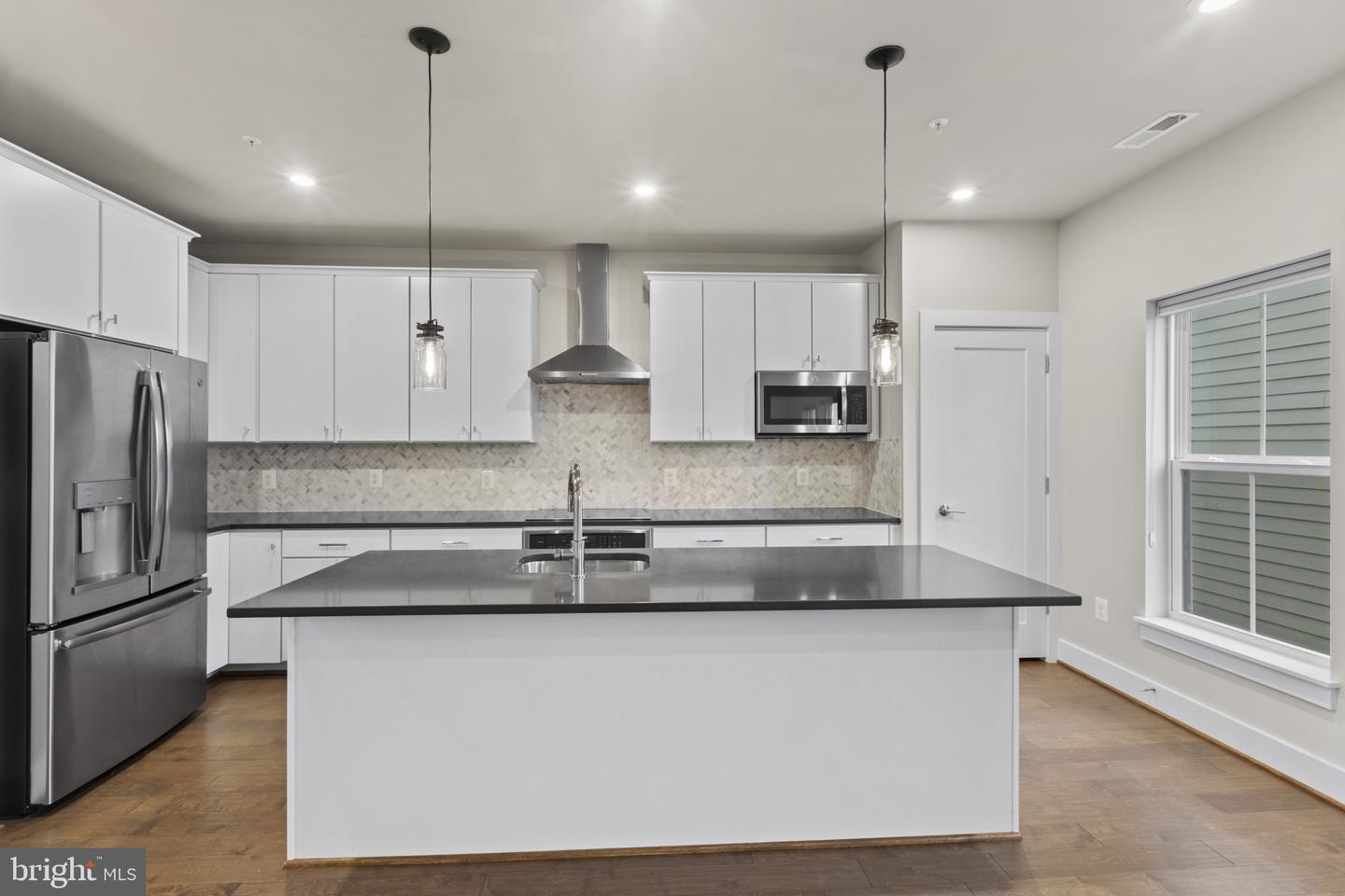 7225 GEORGIA AVE NW #16-C, WASHINGTON, District Of Columbia 20012, 3 Bedrooms Bedrooms, ,2 BathroomsBathrooms,Residential,For sale,7225 GEORGIA AVE NW #16-C,DCDC2239124 MLS # DCDC2239124