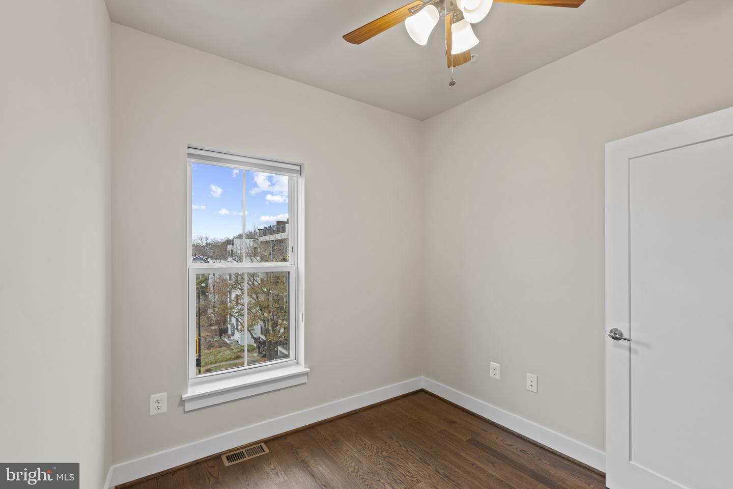 7225 GEORGIA AVE NW #16-C, WASHINGTON, District Of Columbia 20012, 3 Bedrooms Bedrooms, ,2 BathroomsBathrooms,Residential,For sale,7225 GEORGIA AVE NW #16-C,DCDC2239124 MLS # DCDC2239124