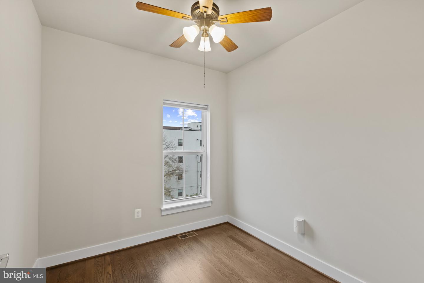 7225 GEORGIA AVE NW #16-C, WASHINGTON, District Of Columbia 20012, 3 Bedrooms Bedrooms, ,2 BathroomsBathrooms,Residential,For sale,7225 GEORGIA AVE NW #16-C,DCDC2239124 MLS # DCDC2239124