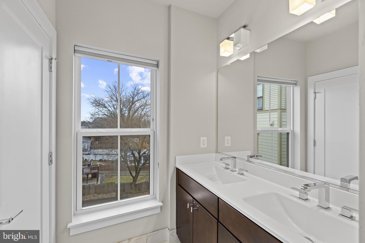 7225 GEORGIA AVE NW #16-C, WASHINGTON, District Of Columbia 20012, 3 Bedrooms Bedrooms, ,2 BathroomsBathrooms,Residential,For sale,7225 GEORGIA AVE NW #16-C,DCDC2239124 MLS # DCDC2239124