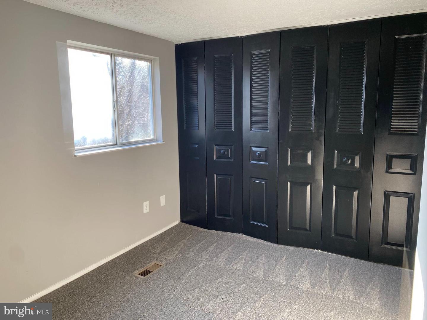 309 BRETHOUR CT, STERLING, Virginia 20164, 2 Bedrooms Bedrooms, ,2 BathroomsBathrooms,Residential,For sale,309 BRETHOUR CT,VALO2113152 MLS # VALO2113152