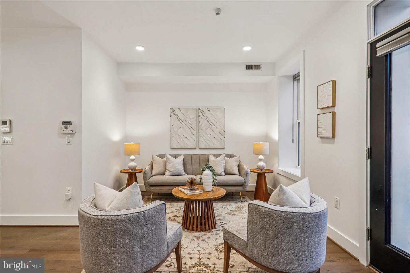 1508 F ST NE #3, WASHINGTON, District Of Columbia 20002, 1 Bedroom Bedrooms, ,1 BathroomBathrooms,Residential,For sale,1508 F ST NE #3,DCDC2239450 MLS # DCDC2239450