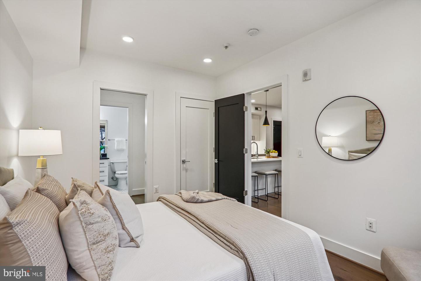 1508 F ST NE #3, WASHINGTON, District Of Columbia 20002, 1 Bedroom Bedrooms, ,1 BathroomBathrooms,Residential,For sale,1508 F ST NE #3,DCDC2239450 MLS # DCDC2239450