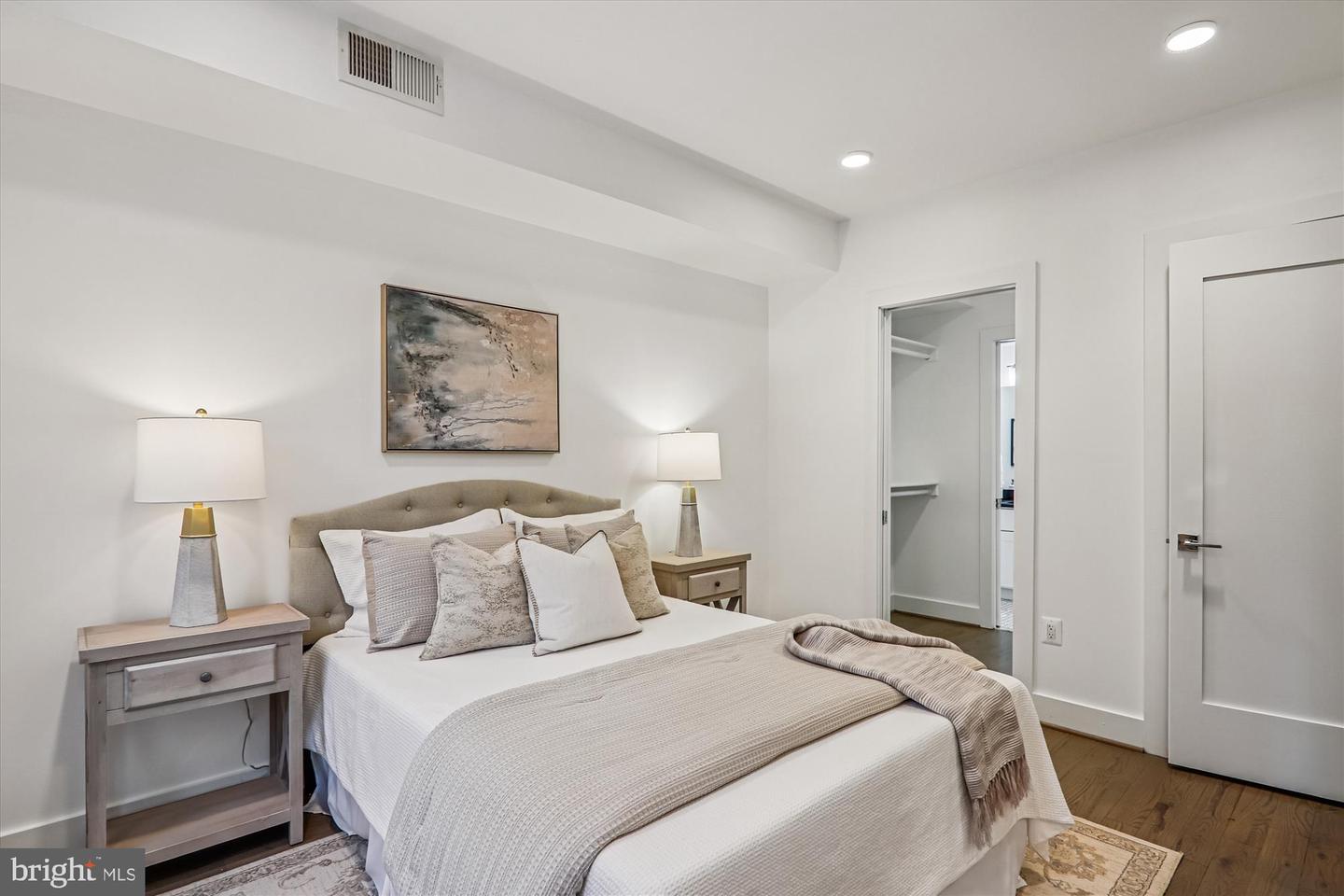 1508 F ST NE #3, WASHINGTON, District Of Columbia 20002, 1 Bedroom Bedrooms, ,1 BathroomBathrooms,Residential,For sale,1508 F ST NE #3,DCDC2239450 MLS # DCDC2239450