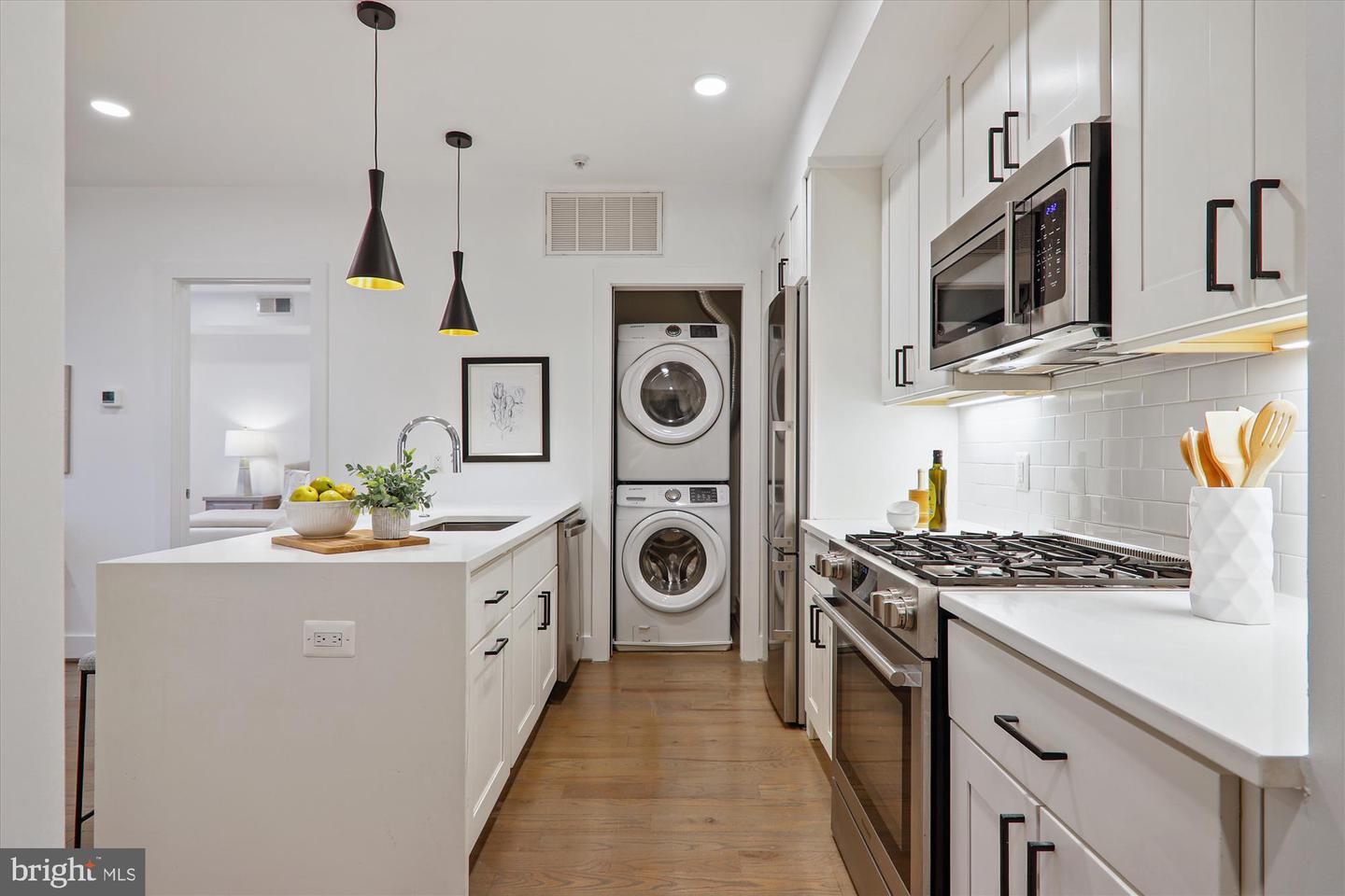 1508 F ST NE #3, WASHINGTON, District Of Columbia 20002, 1 Bedroom Bedrooms, ,1 BathroomBathrooms,Residential,For sale,1508 F ST NE #3,DCDC2239450 MLS # DCDC2239450