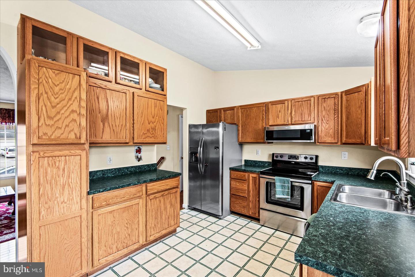 12006 FALCON RIDGE DR, FREDERICKSBURG, Virginia 22407, 4 Bedrooms Bedrooms, ,3 BathroomsBathrooms,Residential,For sale,12006 FALCON RIDGE DR,VASP2038420 MLS # VASP2038420