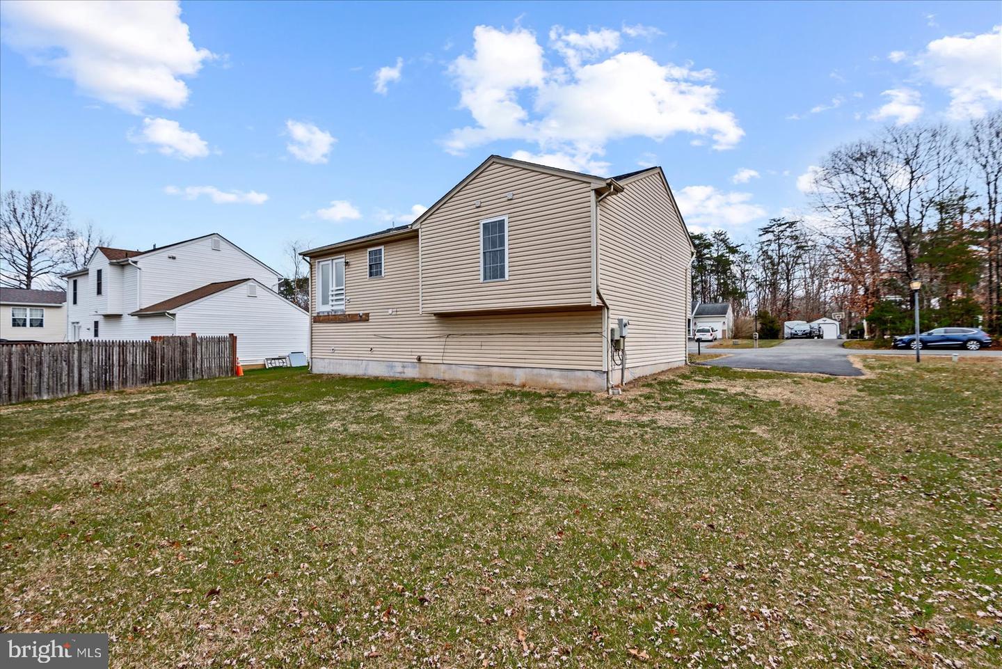 12006 FALCON RIDGE DR, FREDERICKSBURG, Virginia 22407, 4 Bedrooms Bedrooms, ,3 BathroomsBathrooms,Residential,For sale,12006 FALCON RIDGE DR,VASP2038420 MLS # VASP2038420