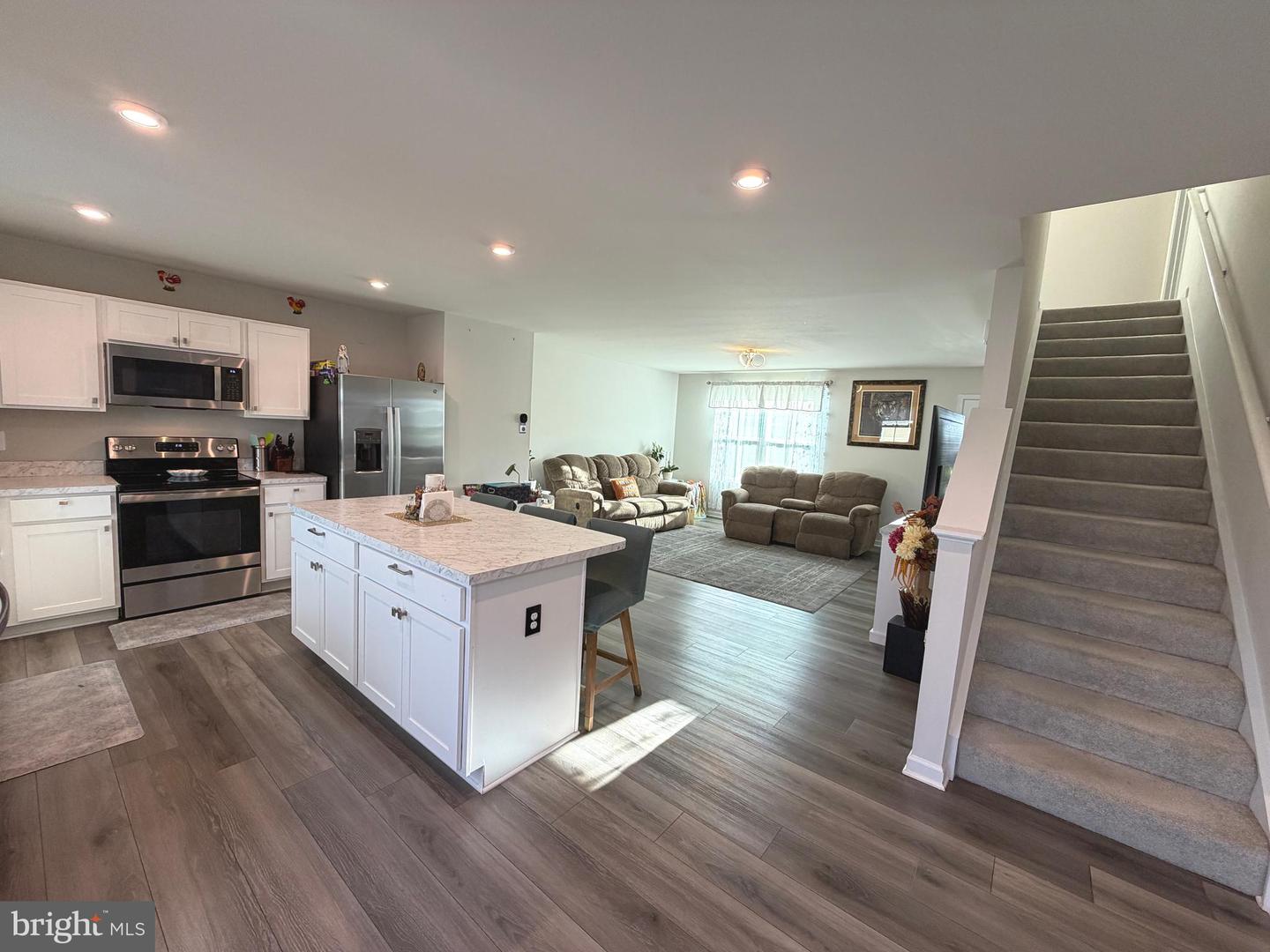 418 CIRCLE DR, WINCHESTER, Virginia 22601, 4 Bedrooms Bedrooms, ,2 BathroomsBathrooms,Residential,For sale,418 CIRCLE DR,VAWI2009680 MLS # VAWI2009680 418 CIRCLE DR, WINCHESTER, Virginia 22601, 4 Bedrooms Bedrooms, ,2 BathroomsBathrooms,Residential,For sale,418 CIRCLE DR,VAWI2009680 MLS # VAWI2009680