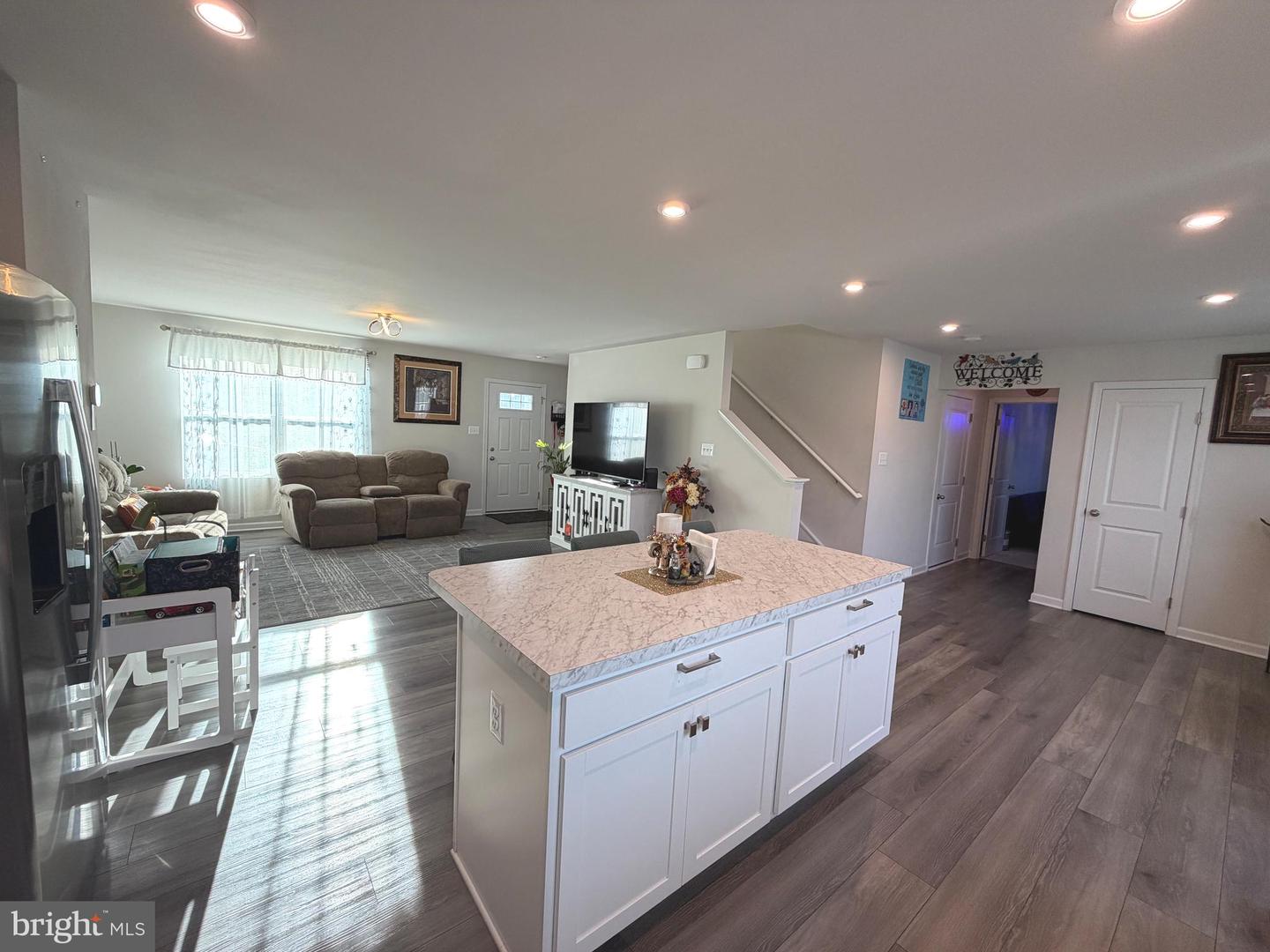 418 CIRCLE DR, WINCHESTER, Virginia 22601, 4 Bedrooms Bedrooms, ,2 BathroomsBathrooms,Residential,For sale,418 CIRCLE DR,VAWI2009680 MLS # VAWI2009680 418 CIRCLE DR, WINCHESTER, Virginia 22601, 4 Bedrooms Bedrooms, ,2 BathroomsBathrooms,Residential,For sale,418 CIRCLE DR,VAWI2009680 MLS # VAWI2009680