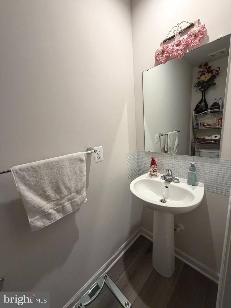 418 CIRCLE DR, WINCHESTER, Virginia 22601, 4 Bedrooms Bedrooms, ,2 BathroomsBathrooms,Residential,For sale,418 CIRCLE DR,VAWI2009680 MLS # VAWI2009680 418 CIRCLE DR, WINCHESTER, Virginia 22601, 4 Bedrooms Bedrooms, ,2 BathroomsBathrooms,Residential,For sale,418 CIRCLE DR,VAWI2009680 MLS # VAWI2009680