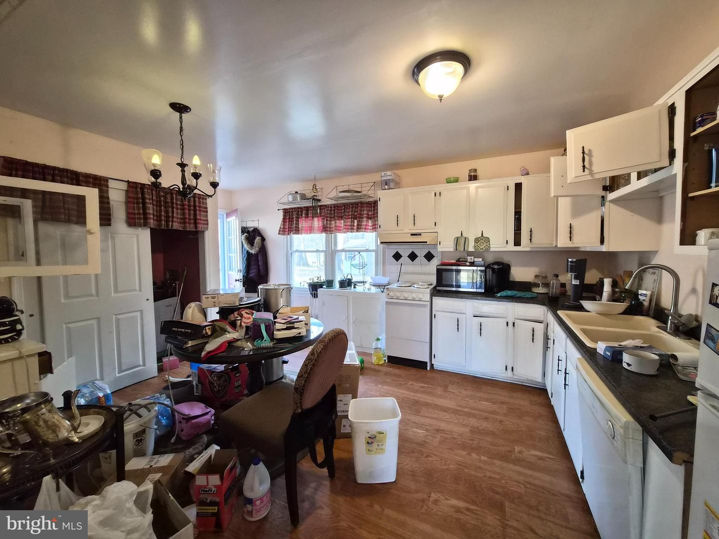 6401 TOWLES MILL RD, SPOTSYLVANIA, Virginia 22551, 3 Bedrooms Bedrooms, ,1 BathroomBathrooms,Residential,For sale,6401 TOWLES MILL RD,VASP2038446 MLS # VASP2038446