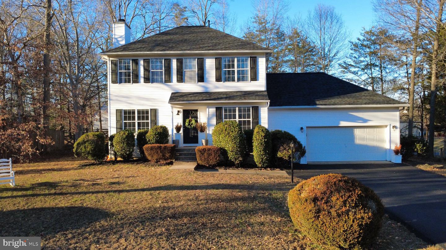 49 BROWN CIR, FREDERICKSBURG, Virginia 22405, 3 Bedrooms Bedrooms, 6 Rooms Rooms,2 BathroomsBathrooms,Residential,For sale,49 BROWN CIR,VAST2045068 MLS # VAST2045068