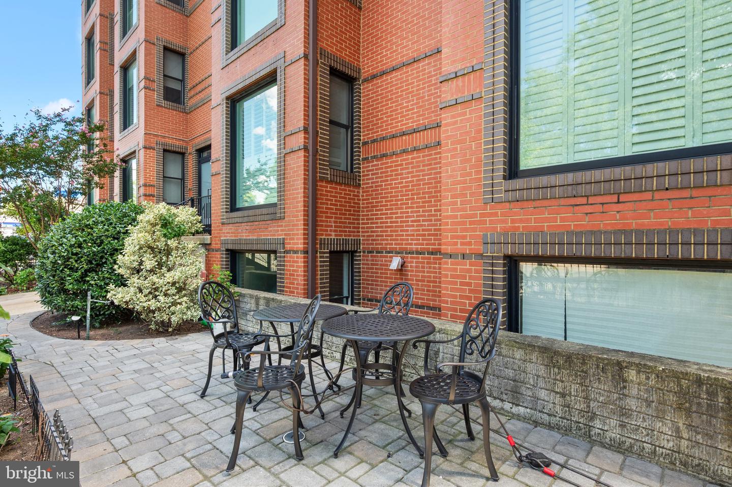 440 RHODE ISLAND AVE NW #403, WASHINGTON, District Of Columbia 20001, 2 Bedrooms Bedrooms, ,2 BathroomsBathrooms,Residential,For sale,440 RHODE ISLAND AVE NW #403,DCDC2240144 MLS # DCDC2240144