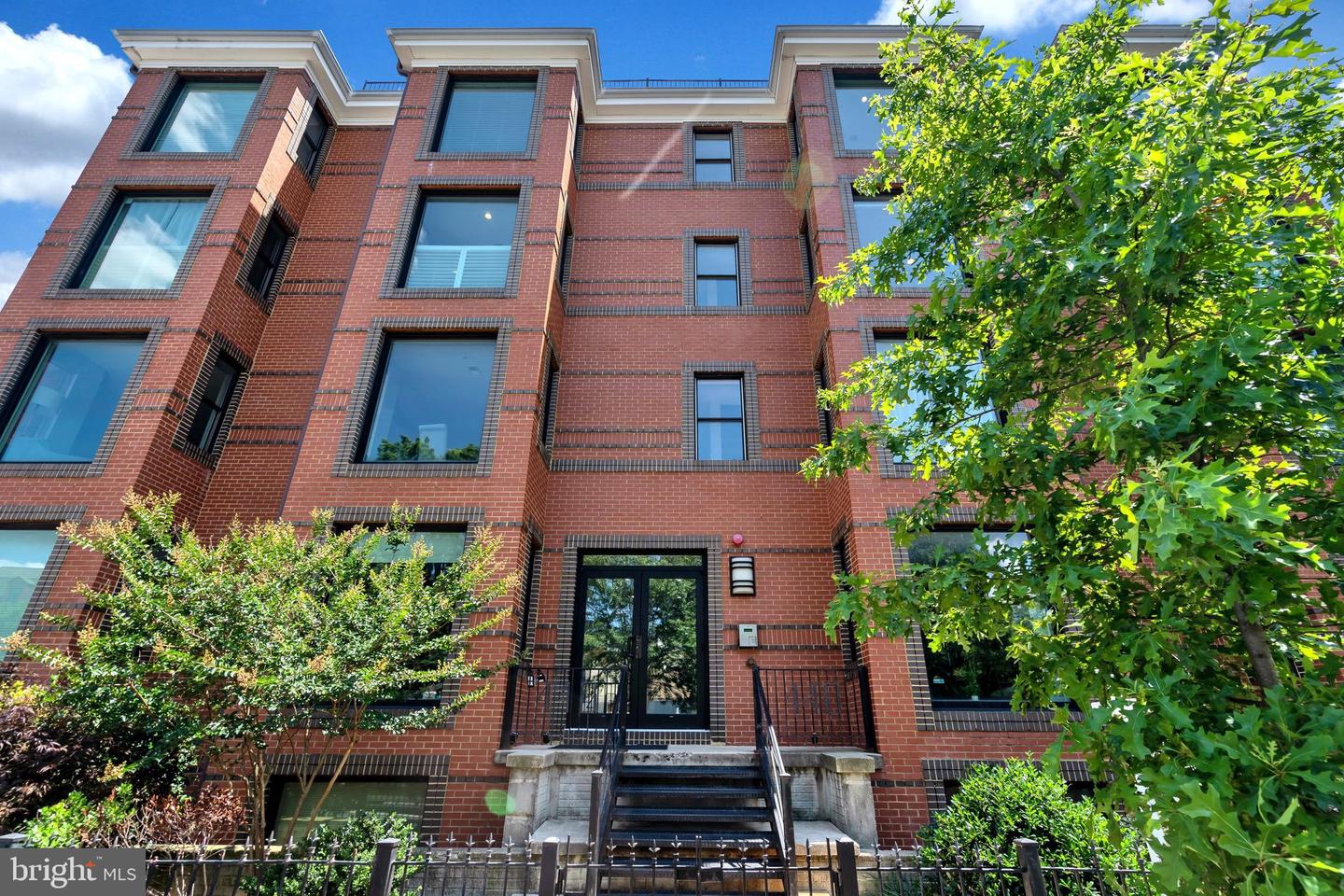 440 RHODE ISLAND AVE NW #403, WASHINGTON, District Of Columbia 20001, 2 Bedrooms Bedrooms, ,2 BathroomsBathrooms,Residential,For sale,440 RHODE ISLAND AVE NW #403,DCDC2240144 MLS # DCDC2240144