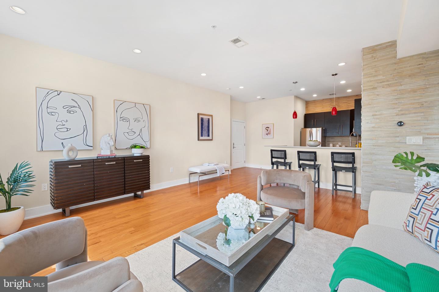 440 RHODE ISLAND AVE NW #403, WASHINGTON, District Of Columbia 20001, 2 Bedrooms Bedrooms, ,2 BathroomsBathrooms,Residential,For sale,440 RHODE ISLAND AVE NW #403,DCDC2240144 MLS # DCDC2240144