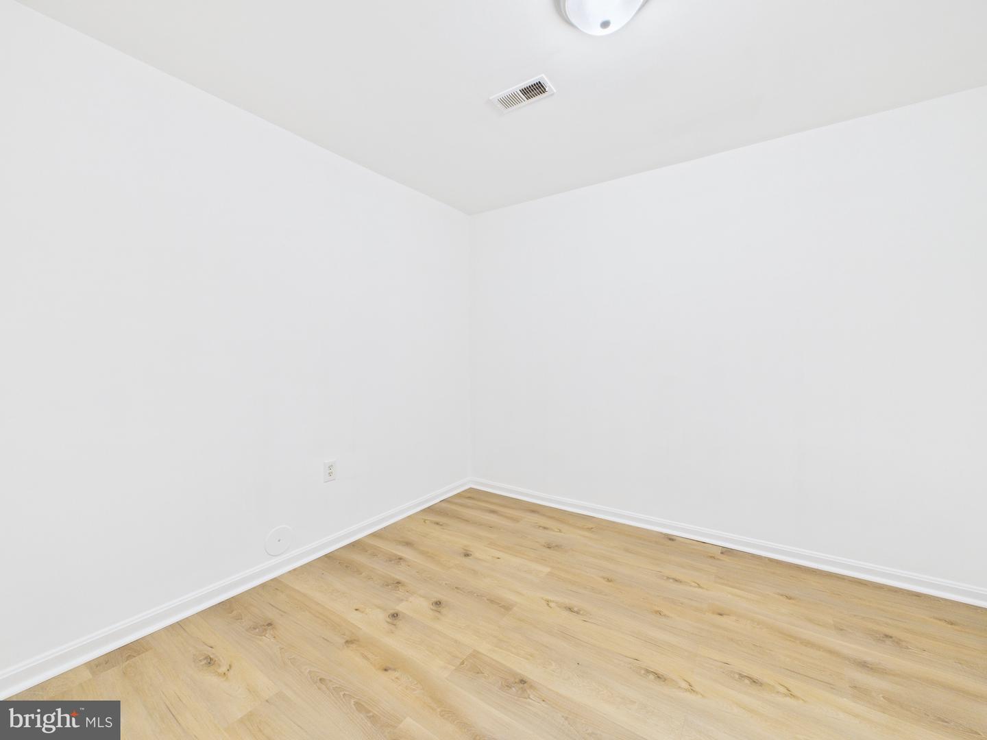 843 MONTERIA CT SE, WASHINGTON, District Of Columbia 20032, 3 Bedrooms Bedrooms, ,2 BathroomsBathrooms,Residential,For sale,843 MONTERIA CT SE,DCDC2240262 MLS # DCDC2240262