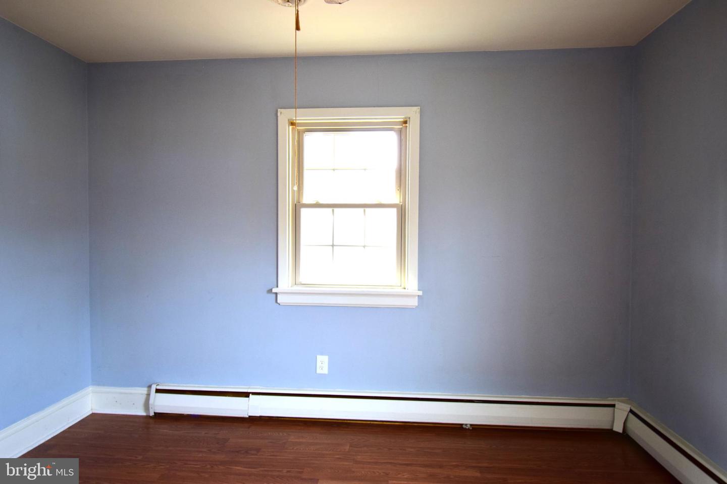 108 MARTIN ST, BOWLING GREEN, Virginia 22427, 3 Bedrooms Bedrooms, 5 Rooms Rooms,2 BathroomsBathrooms,Residential,For sale,108 MARTIN ST,VACV2009370 MLS # VACV2009370