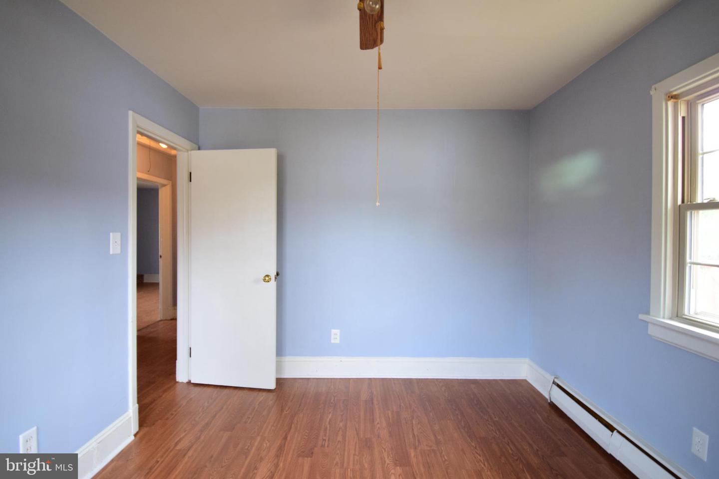 108 MARTIN ST, BOWLING GREEN, Virginia 22427, 3 Bedrooms Bedrooms, 5 Rooms Rooms,2 BathroomsBathrooms,Residential,For sale,108 MARTIN ST,VACV2009370 MLS # VACV2009370