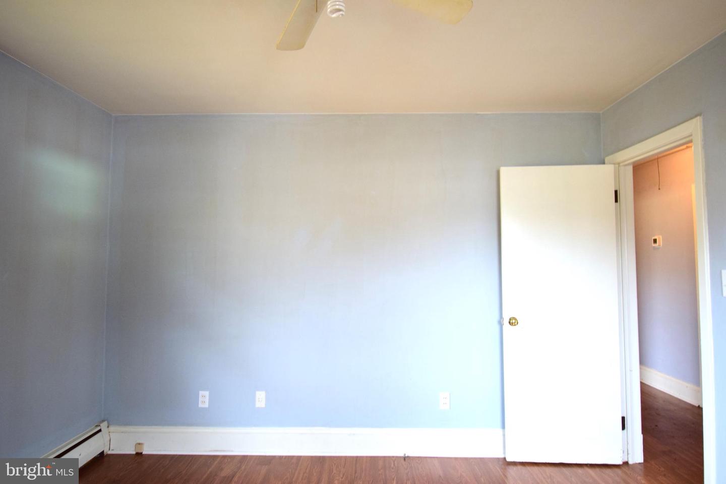 108 MARTIN ST, BOWLING GREEN, Virginia 22427, 3 Bedrooms Bedrooms, 5 Rooms Rooms,2 BathroomsBathrooms,Residential,For sale,108 MARTIN ST,VACV2009370 MLS # VACV2009370