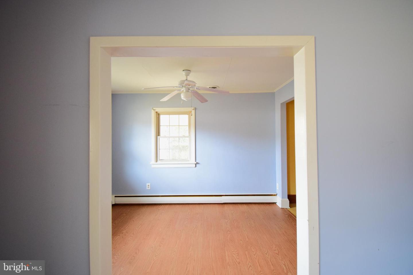 108 MARTIN ST, BOWLING GREEN, Virginia 22427, 3 Bedrooms Bedrooms, 5 Rooms Rooms,2 BathroomsBathrooms,Residential,For sale,108 MARTIN ST,VACV2009370 MLS # VACV2009370