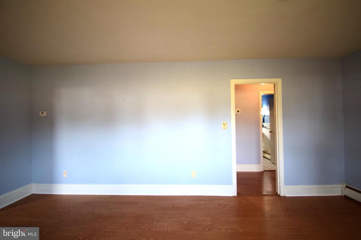 108 MARTIN ST, BOWLING GREEN, Virginia 22427, 3 Bedrooms Bedrooms, 5 Rooms Rooms,2 BathroomsBathrooms,Residential,For sale,108 MARTIN ST,VACV2009370 MLS # VACV2009370