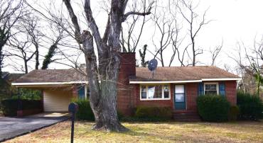 108 MARTIN ST, BOWLING GREEN, Virginia 22427, 3 Bedrooms Bedrooms, 5 Rooms Rooms,2 BathroomsBathrooms,Residential,For sale,108 MARTIN ST,VACV2009370 MLS # VACV2009370