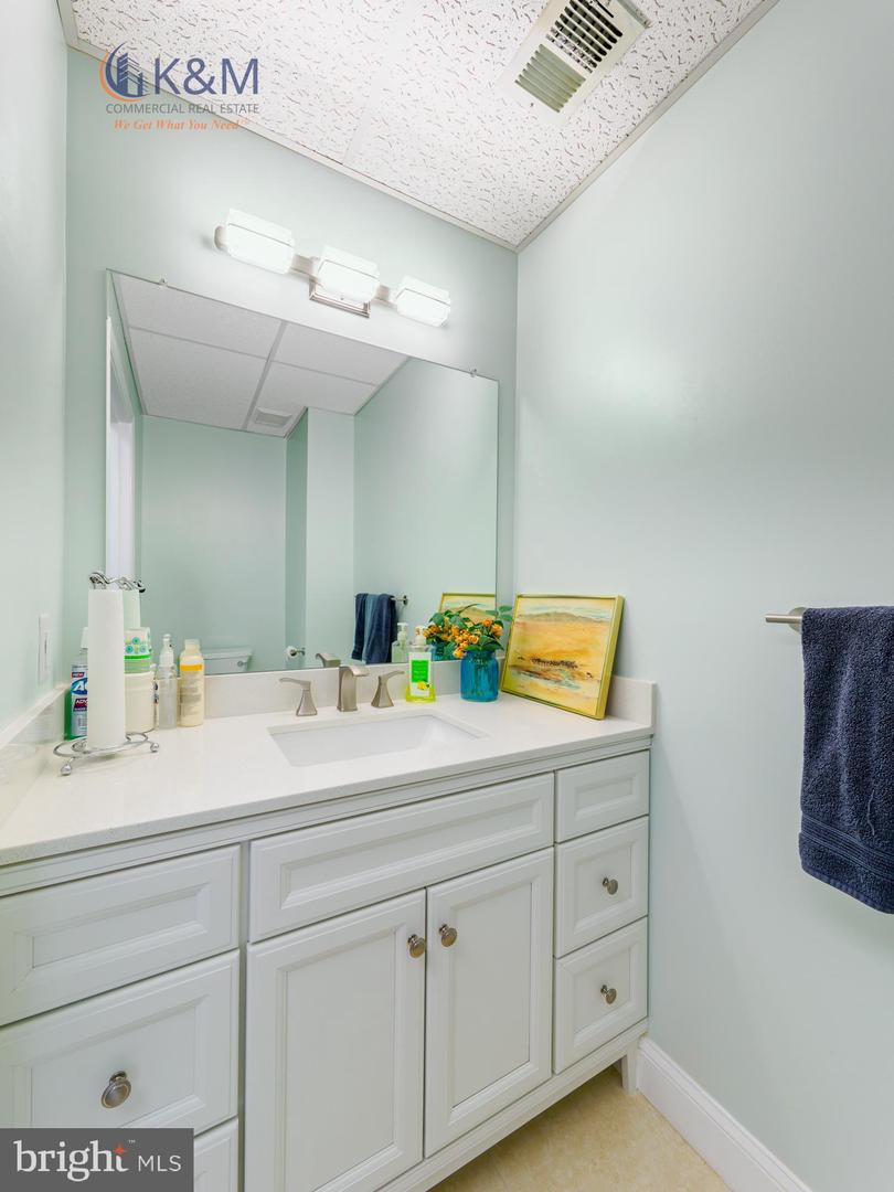 9697 MAIN ST #A, FAIRFAX, Virginia 22031, ,Land,For sale,9697 MAIN ST #A,VAFC2007648 MLS # VAFC2007648