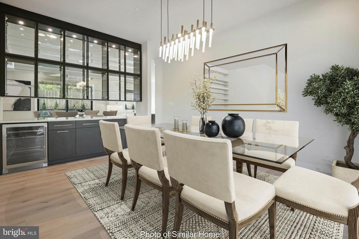 2005 N TAYLOR ST, ARLINGTON, Virginia 22207, 7 Bedrooms Bedrooms, ,7 BathroomsBathrooms,Residential,For sale,2005 N TAYLOR ST,VAAR2067510 MLS # VAAR2067510