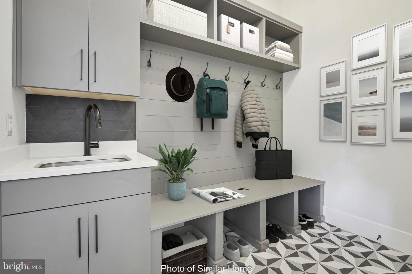 2005 N TAYLOR ST, ARLINGTON, Virginia 22207, 7 Bedrooms Bedrooms, ,7 BathroomsBathrooms,Residential,For sale,2005 N TAYLOR ST,VAAR2067510 MLS # VAAR2067510